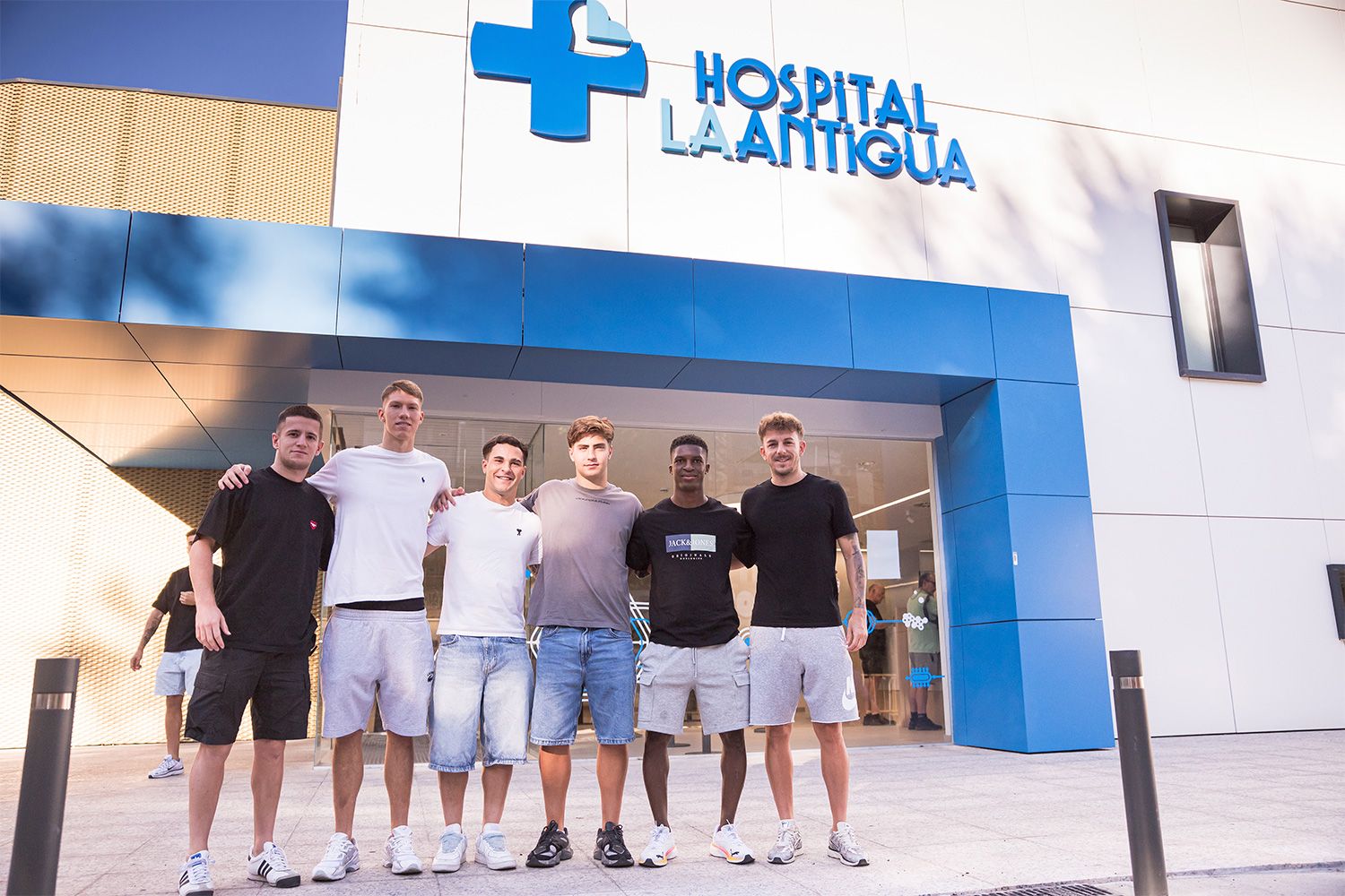 El CD Guadalajara completa su reconocimiento médico en Hospital La Antigua